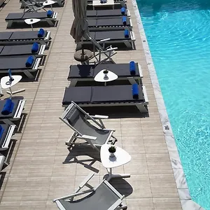Hotell Capsis